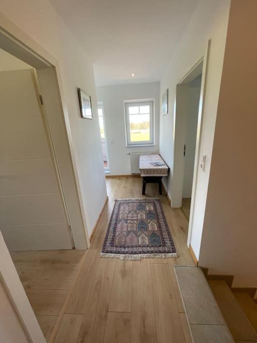 Charmante Ferienwohnung In Idyllischer Lage Jever Esterno foto