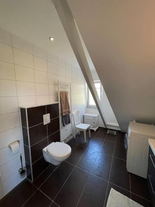 Charmante Ferienwohnung In Idyllischer Lage Jever Esterno foto